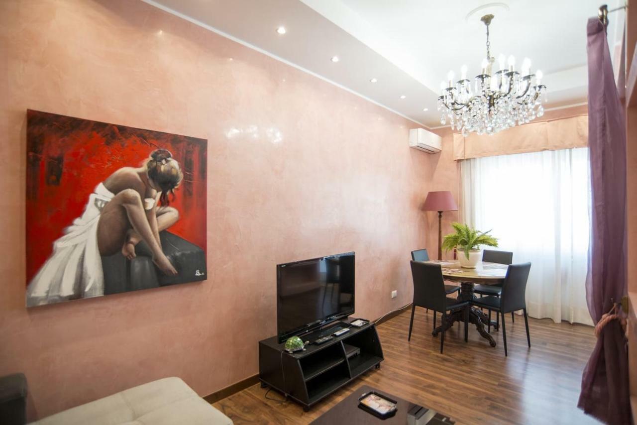 רומא Stradivari Luxury Apartment מראה חיצוני תמונה